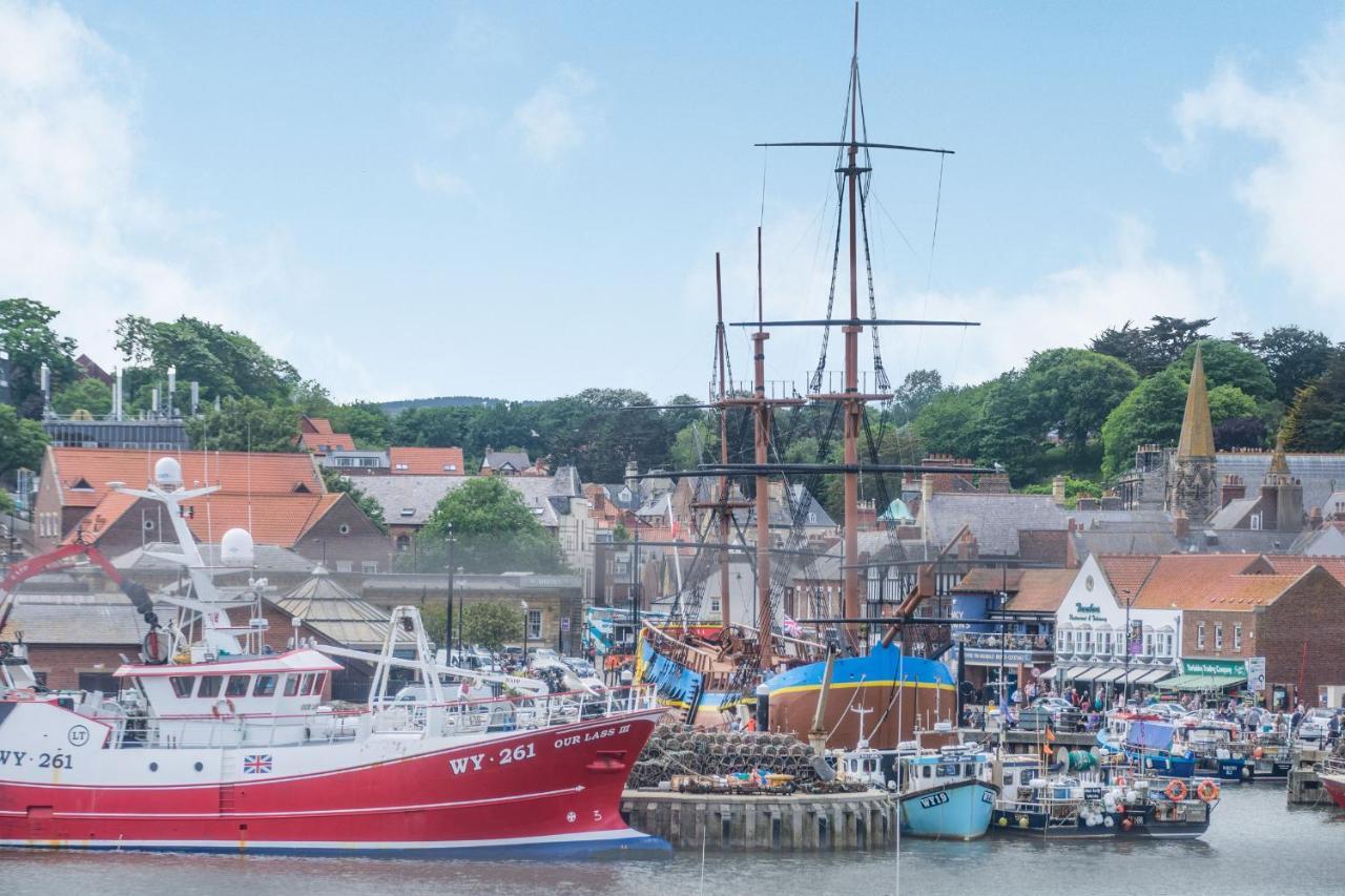 What A View At Quayside Apartment Whitby Esterno foto